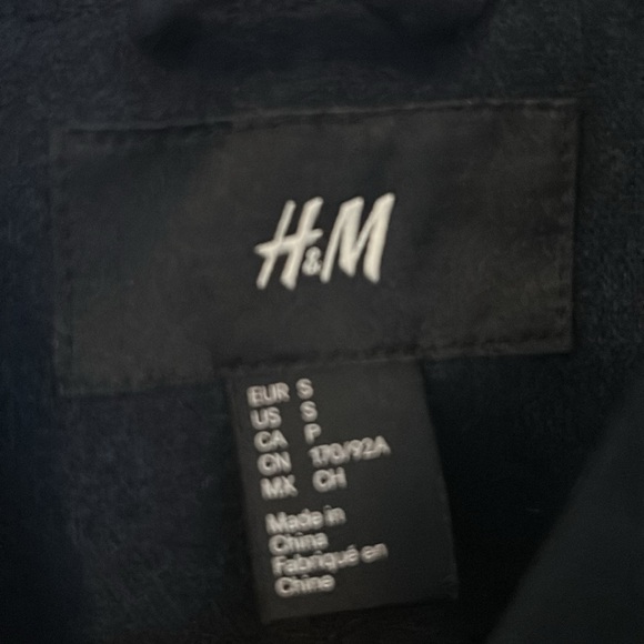 Men’s H&M bomber jacket with quilt detailing. - Picture 2 of 5